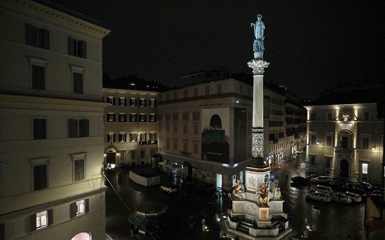 Acea per l'impianto di illuminazione della Colonna dell'Immacolata