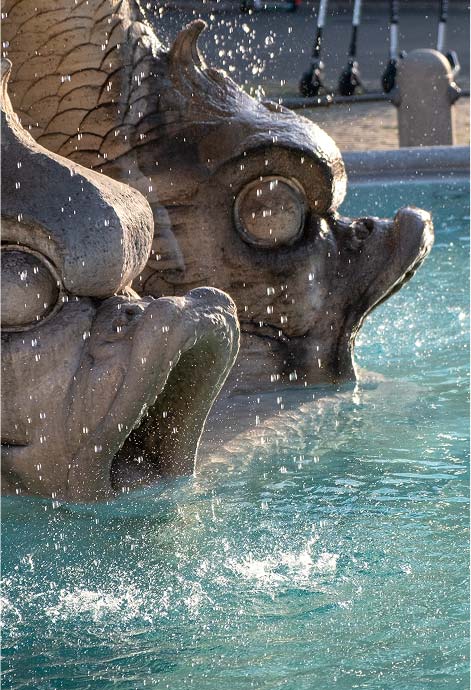 Fontana del Tritone