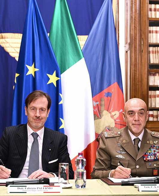 Fabrizio Palermo, CEO of Acea, and Lieutenant General Carmine Masiello, Chief of Staff of the Italian Army sign the memorandum of understanding