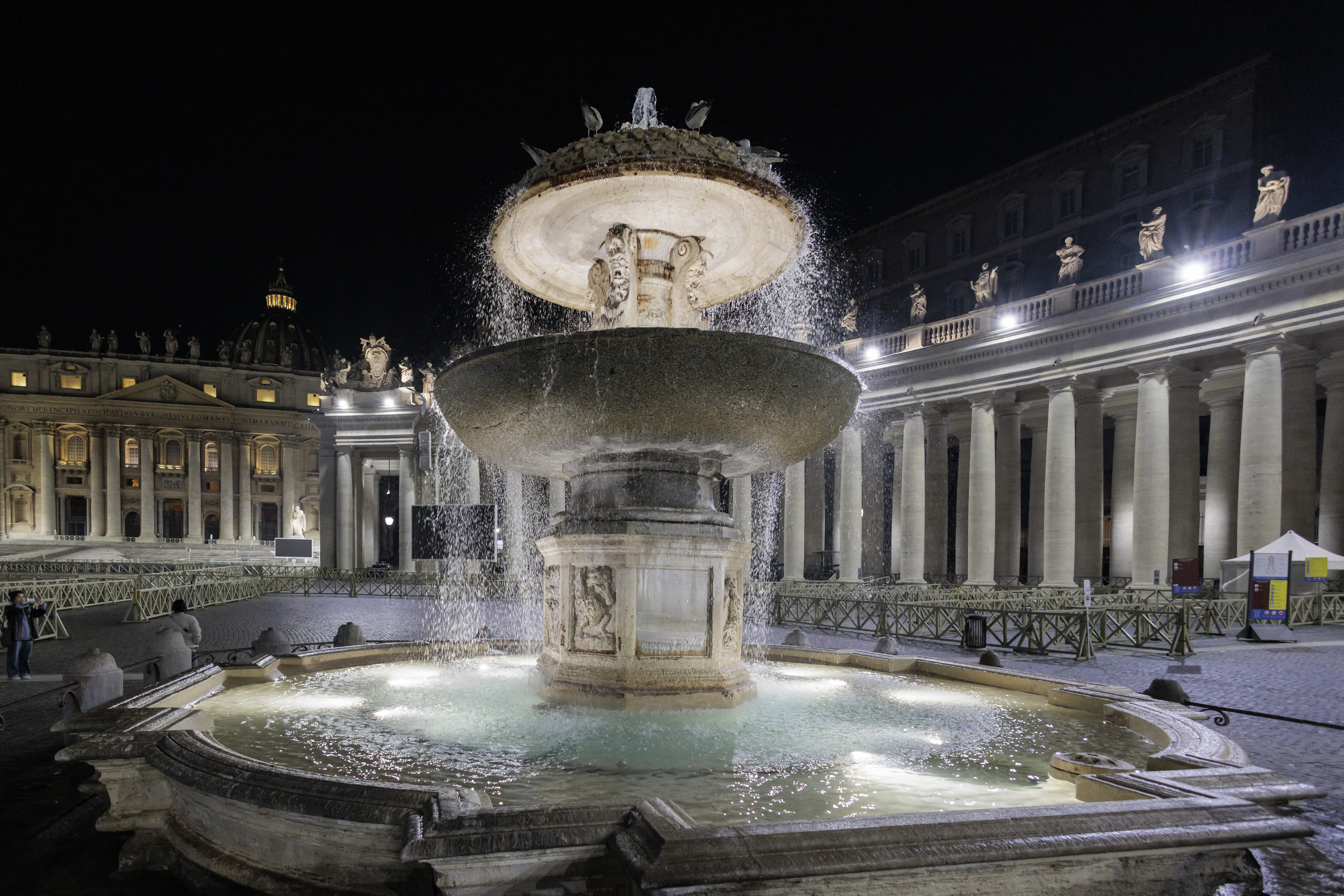 Close-up of Bernini's illuminated fountain